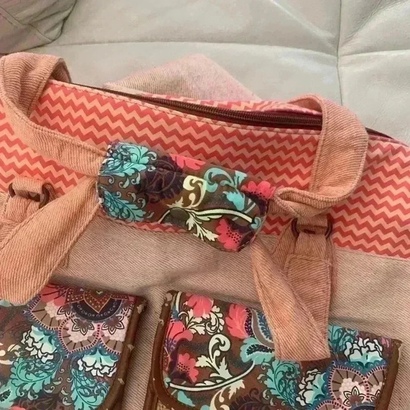 Maaji weekender duffel bag - Picture 5 of 8